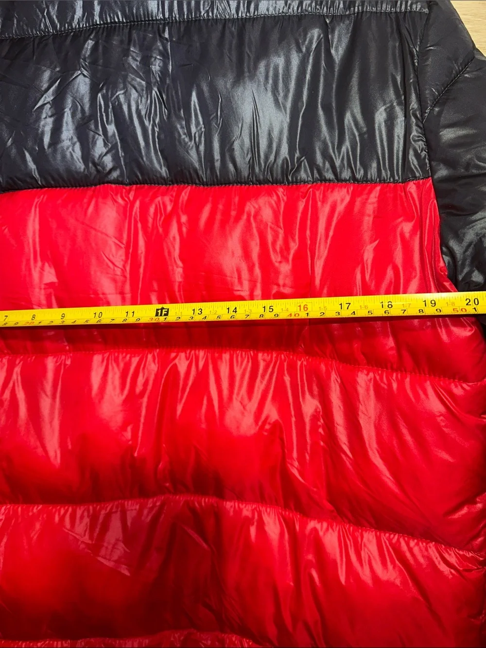 Columbia Men's Black & Red Insulated Puffer Jacket with Omni Heat Small